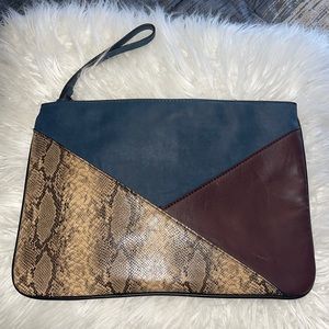 Zara Large Multicolored Clutch with Zipper and Pockets